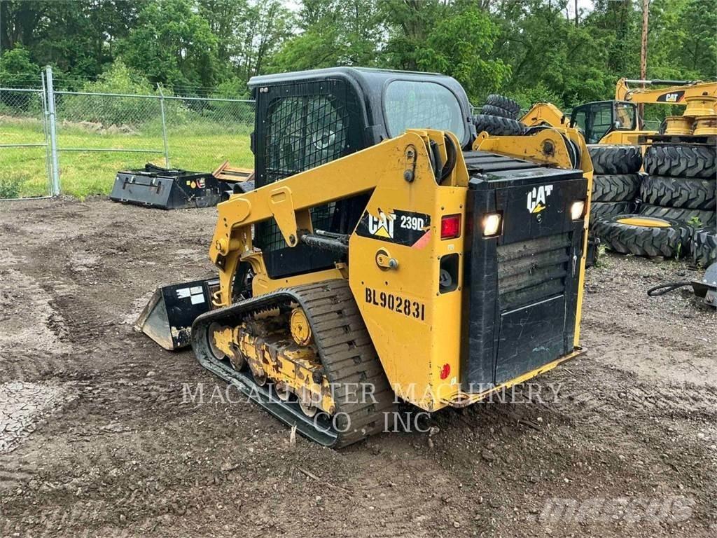 CAT 239D Roomiklaadurid