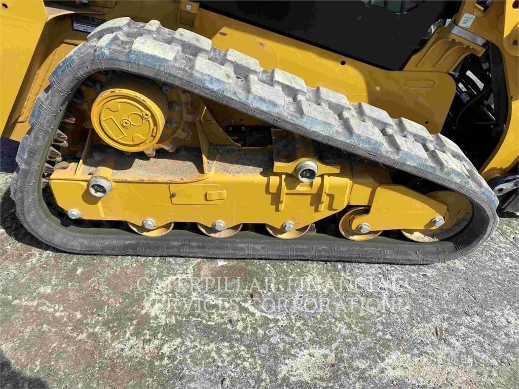 CAT 239D3 Roomiklaadurid