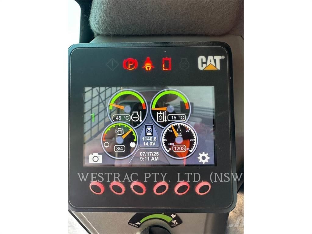 CAT 239D3 Roomiklaadurid