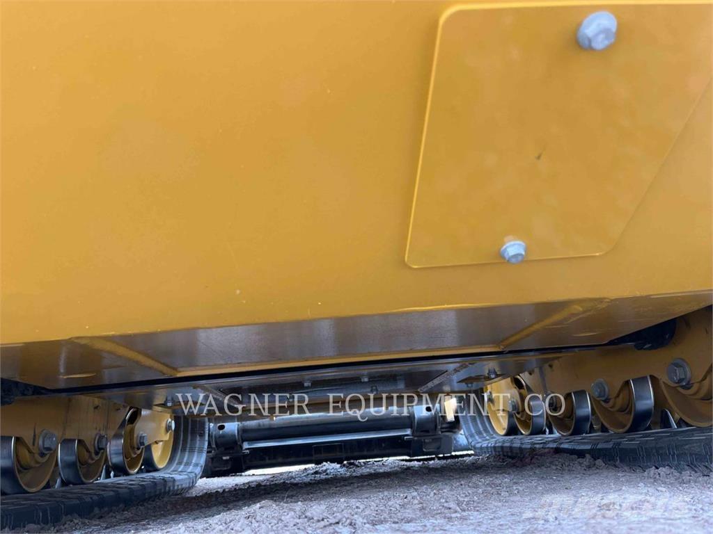 CAT 239D3 Roomiklaadurid