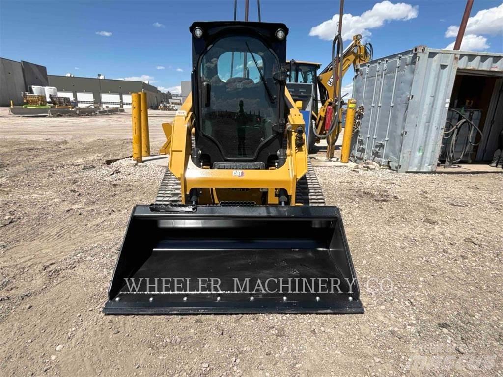 CAT 239D3 C3H2 Roomiklaadurid