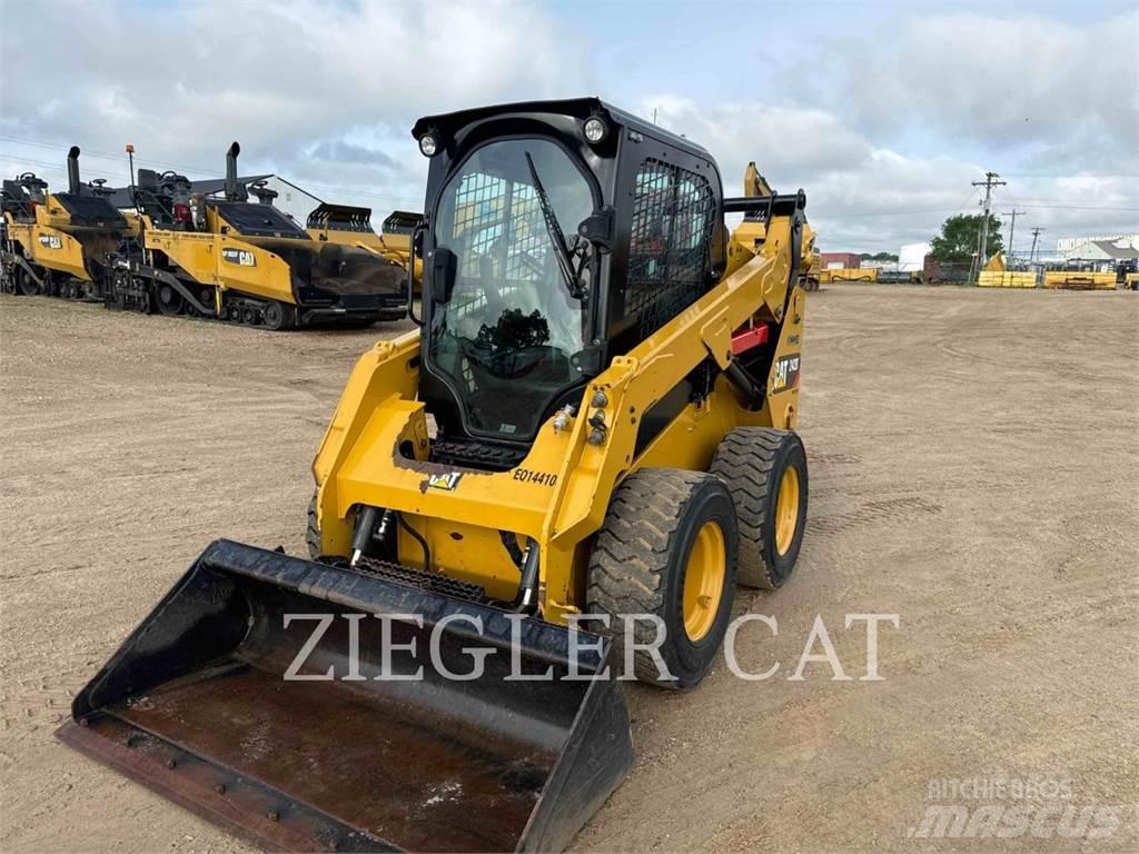 CAT 242D Kompaktlaadurid