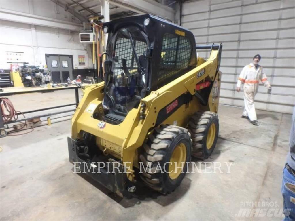 CAT 242D3 CA Kompaktlaadurid