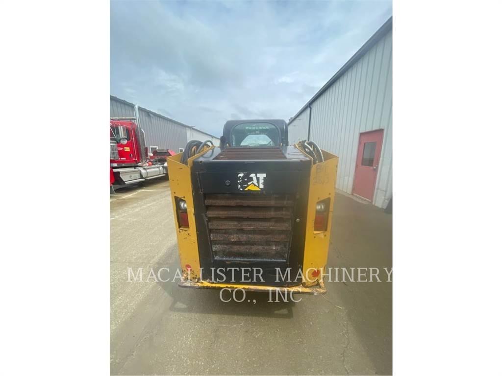 CAT 246D Kompaktlaadurid
