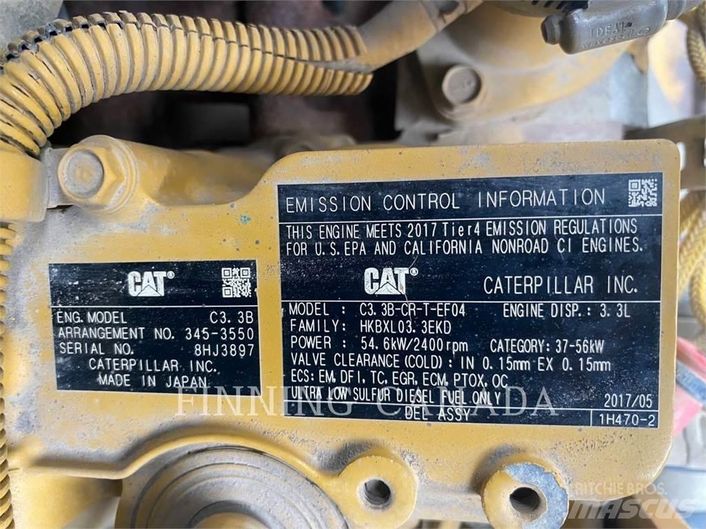 CAT 246D Kompaktlaadurid