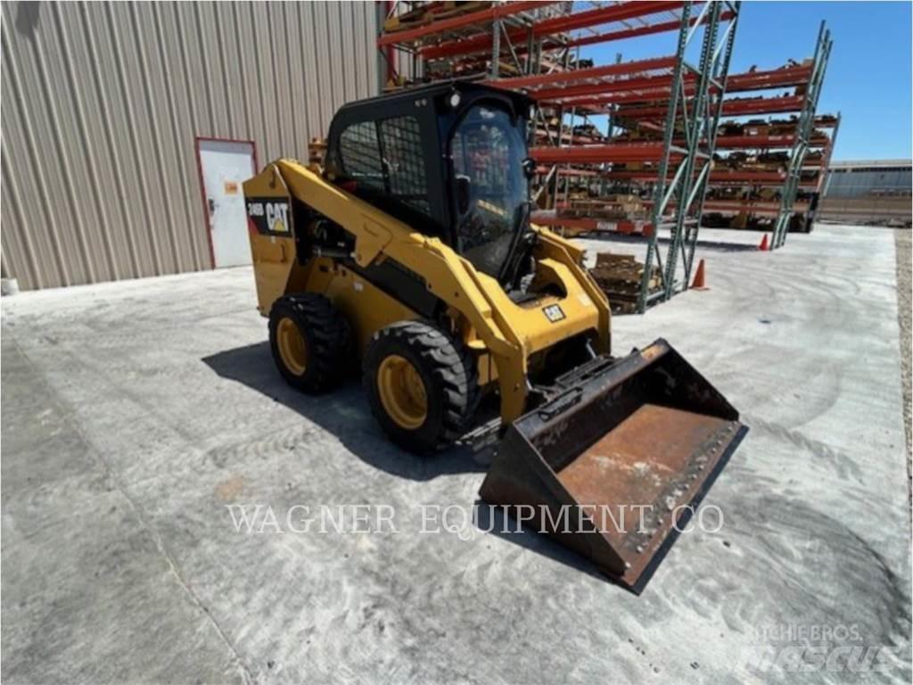CAT 246D Kompaktlaadurid