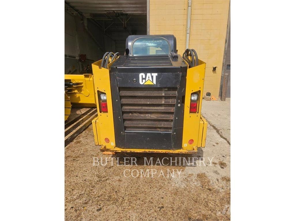 CAT 246D C3H2 Kompaktlaadurid