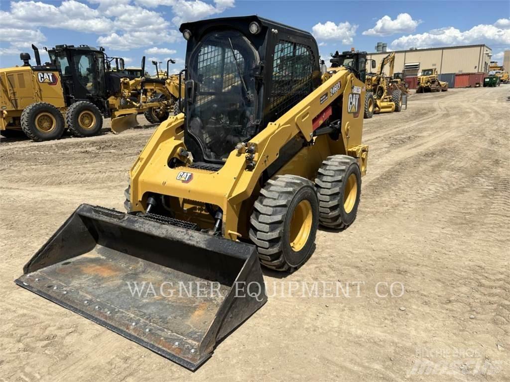 CAT 246D3 Kompaktlaadurid