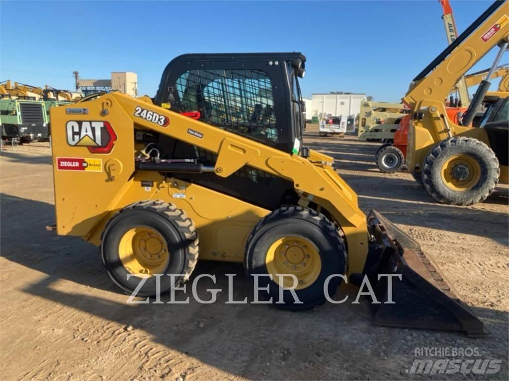 CAT 246D3 Kompaktlaadurid