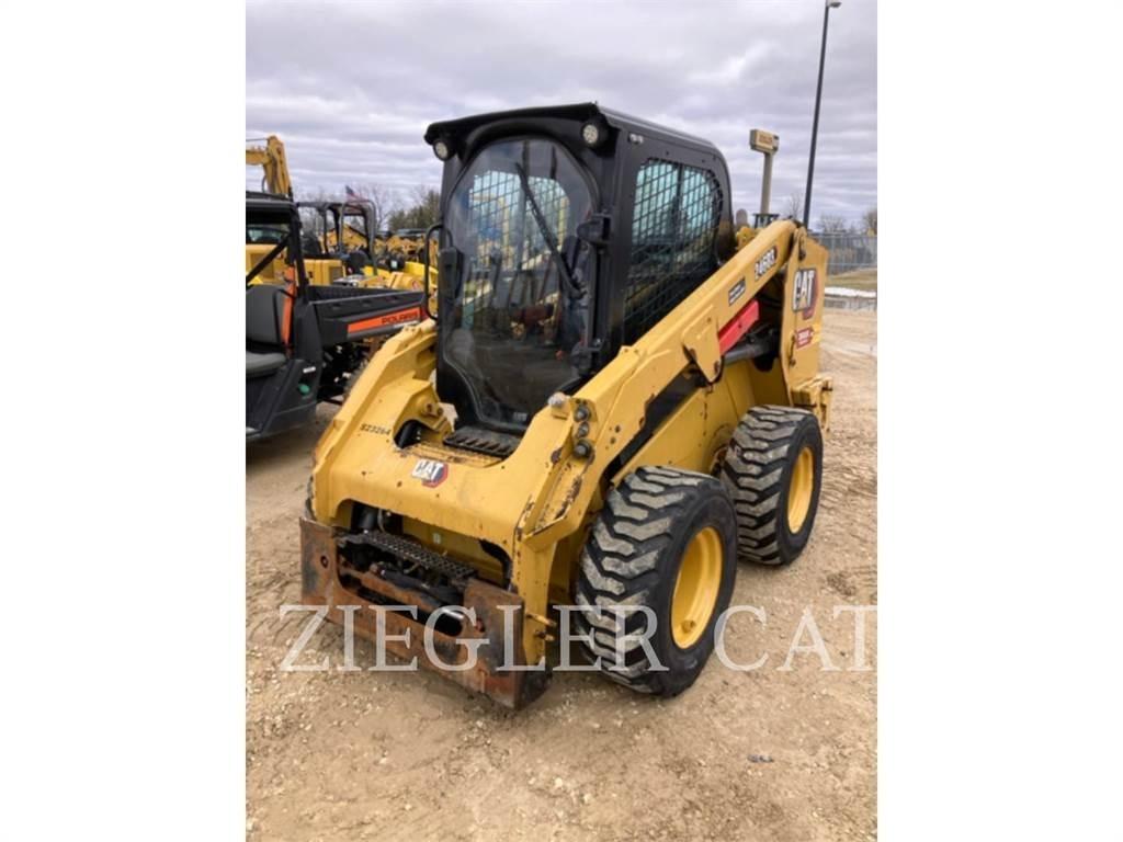 CAT 246D3 Kompaktlaadurid