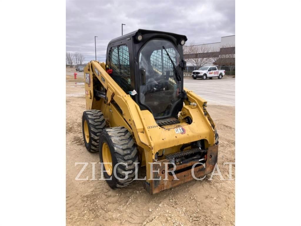 CAT 246D3 Kompaktlaadurid