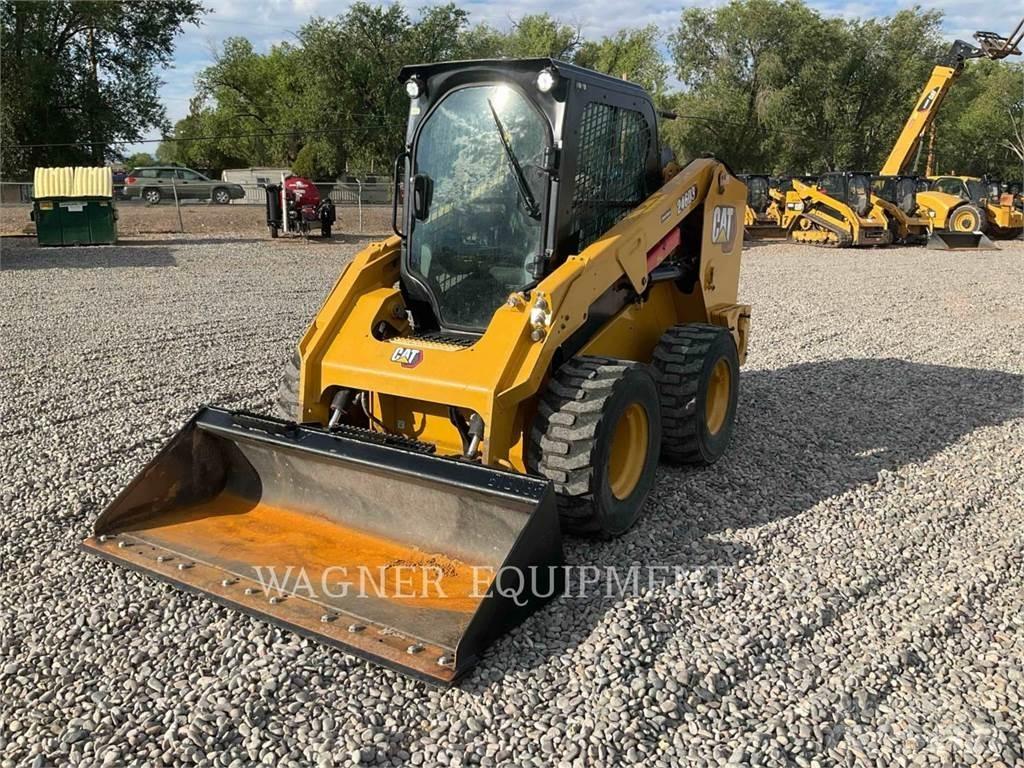 CAT 246D3 Kompaktlaadurid