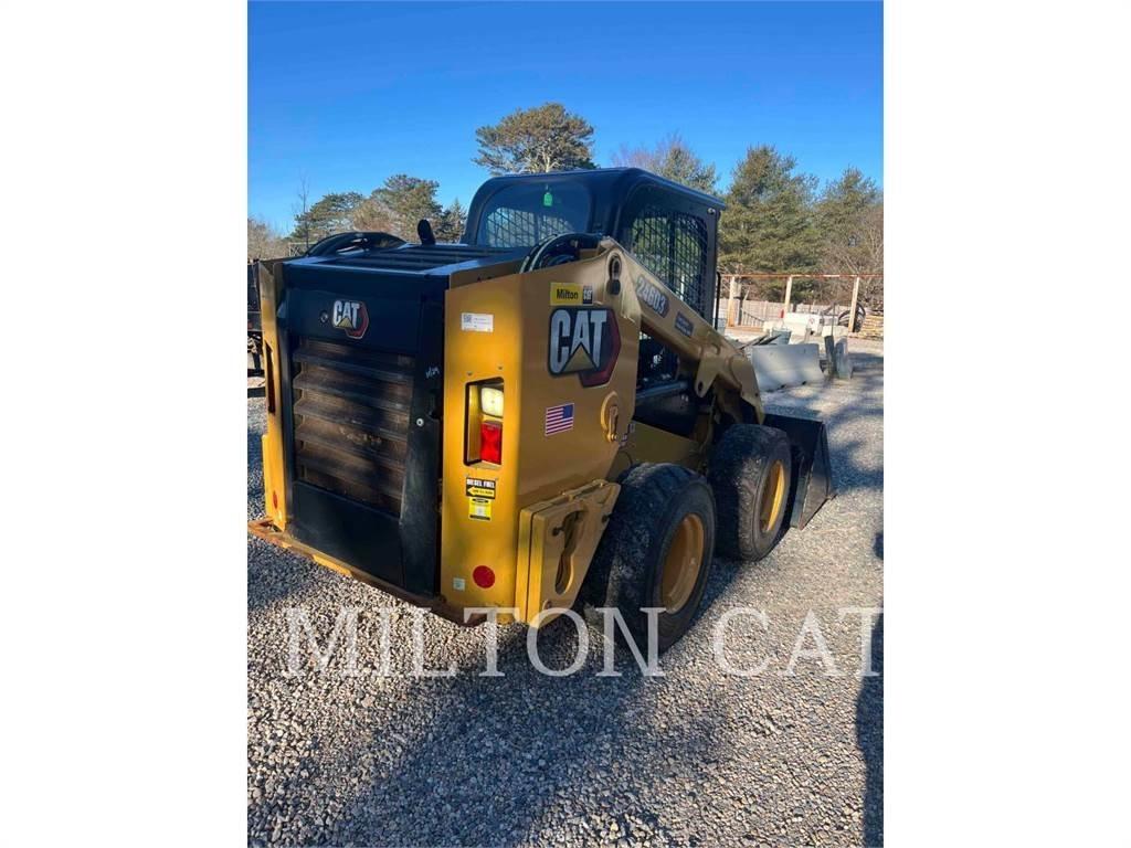 CAT 246D3 Kompaktlaadurid