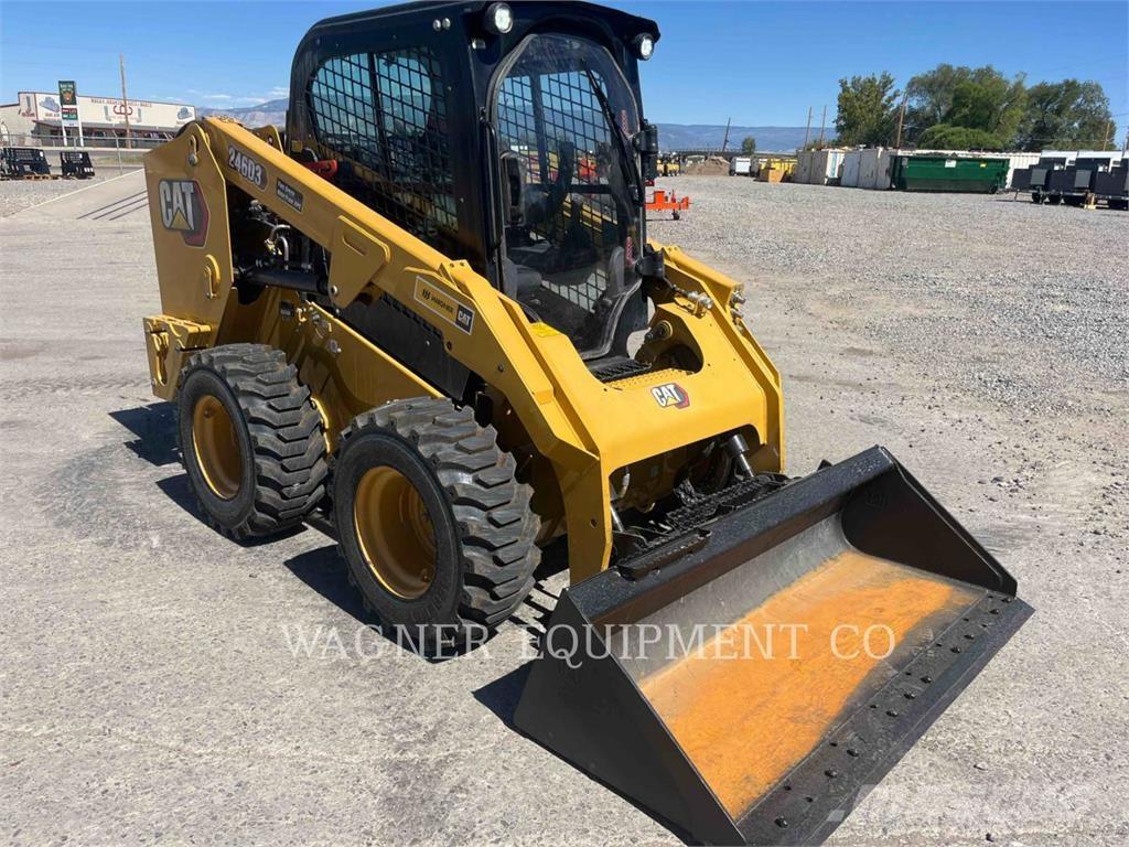 CAT 246D3 Kompaktlaadurid