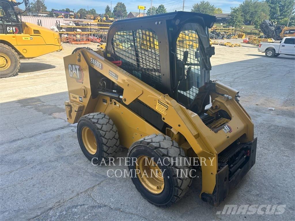 CAT 246D3 Kompaktlaadurid