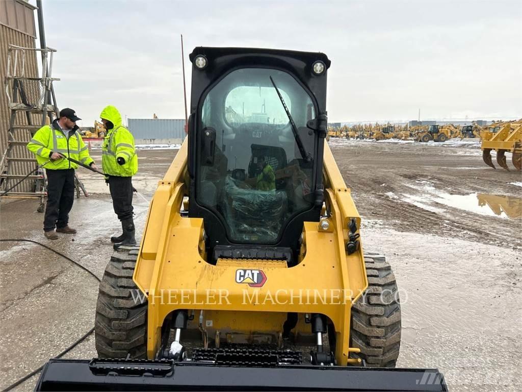 CAT 246D3 C3H2 Kompaktlaadurid