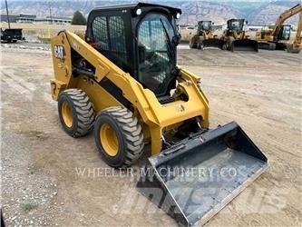 CAT 246D3 C3H2 Kompaktlaadurid