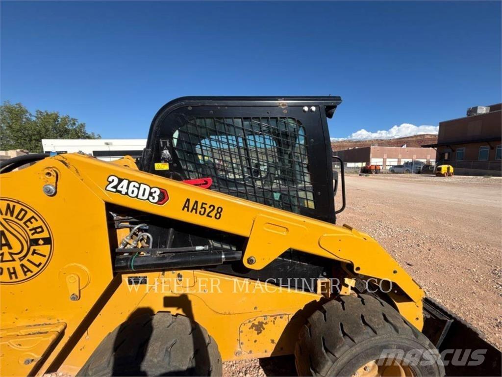 CAT 246D3 C3H2 Kompaktlaadurid
