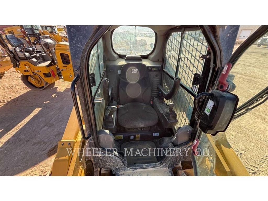 CAT 246D3 C3H2 Kompaktlaadurid