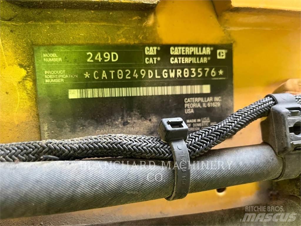 CAT 249D Roomiklaadurid