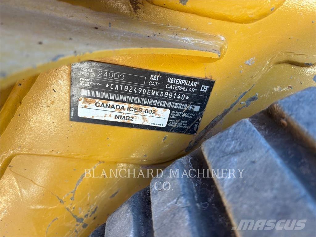 CAT 249D3 Roomiklaadurid