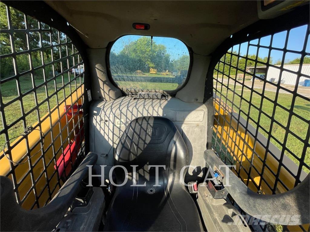 CAT 249D3 Roomiklaadurid