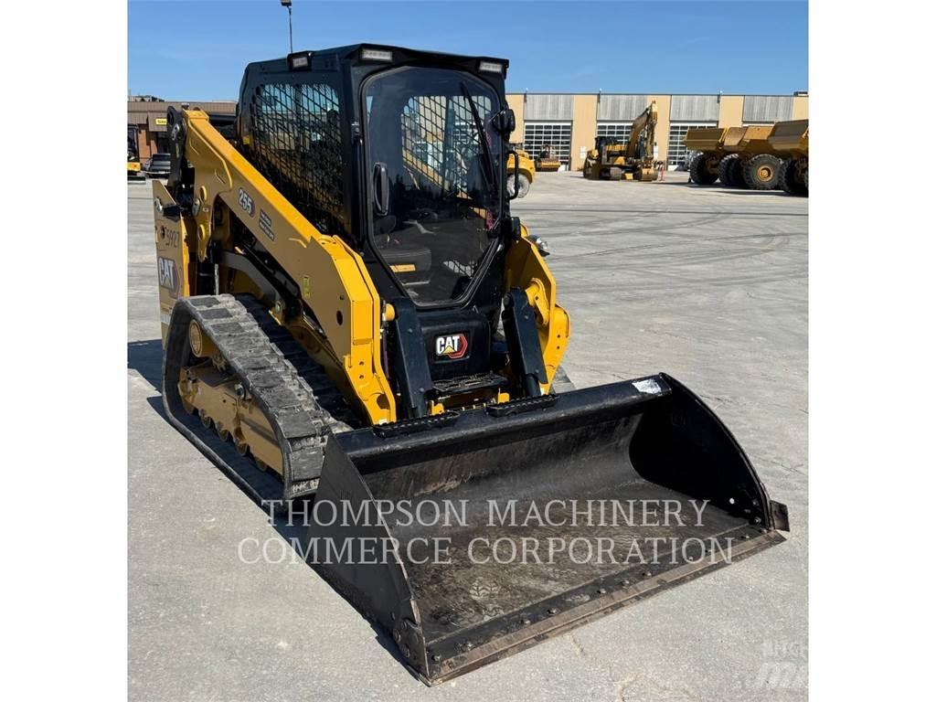 CAT 255 Roomiklaadurid