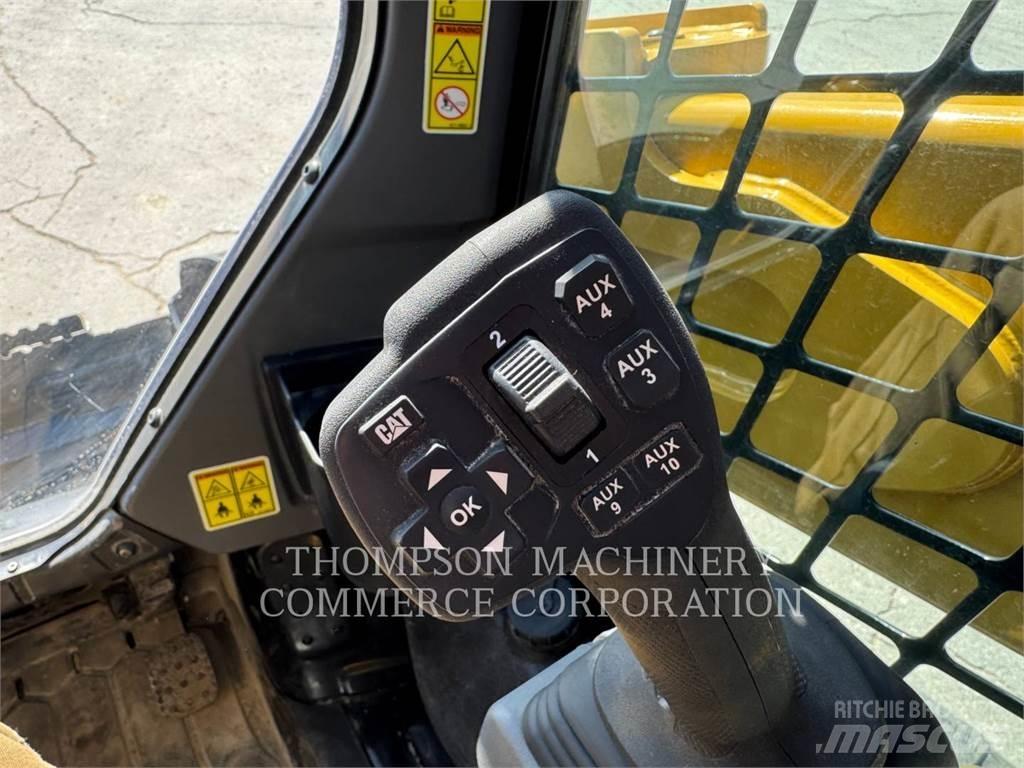 CAT 255 Roomiklaadurid