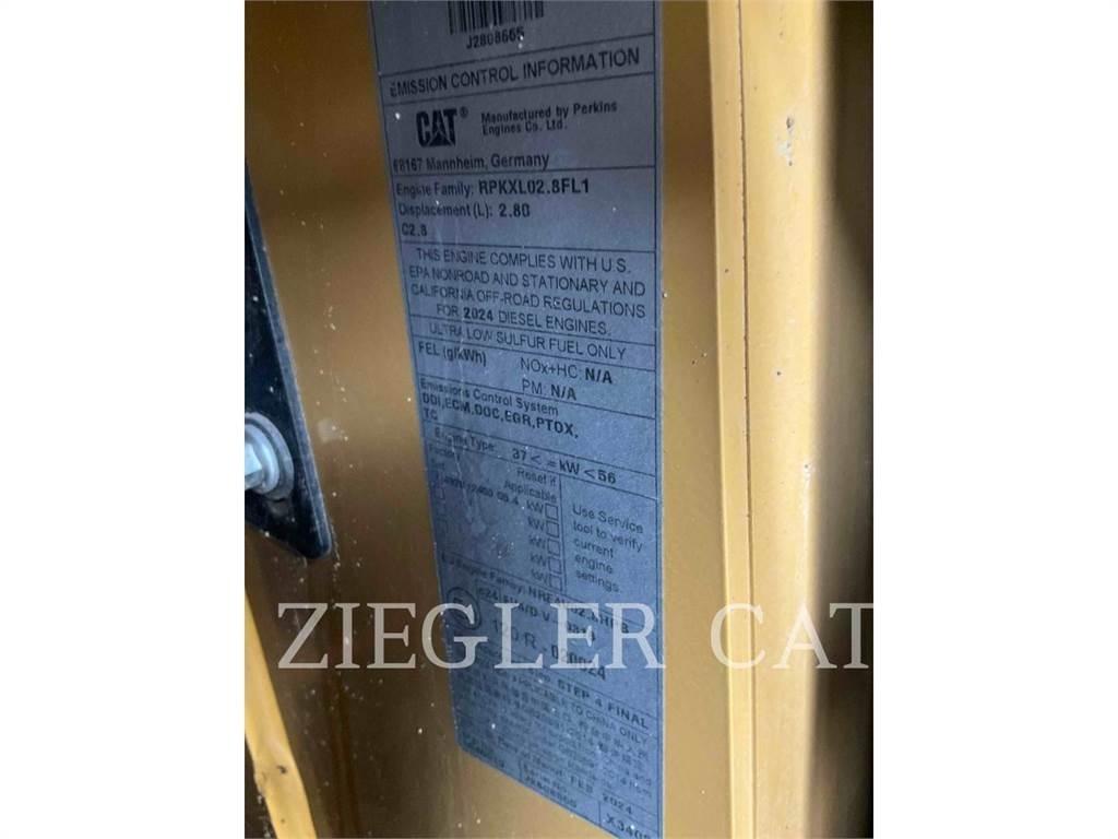 CAT 255 Roomiklaadurid