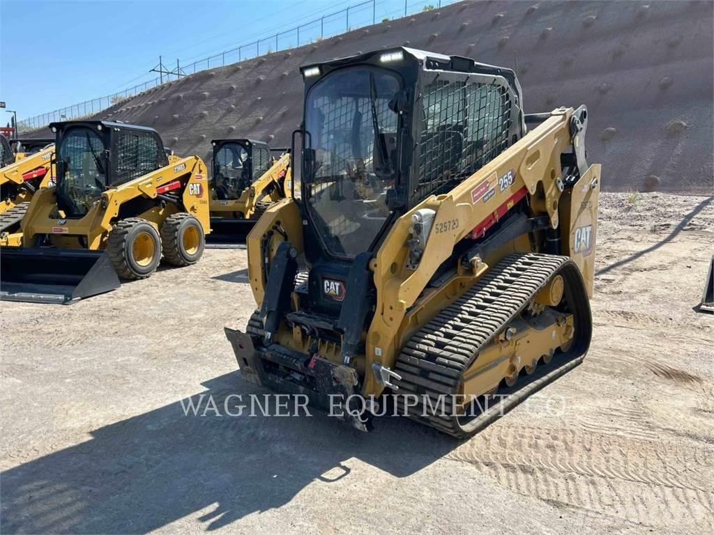 CAT 255 Roomiklaadurid