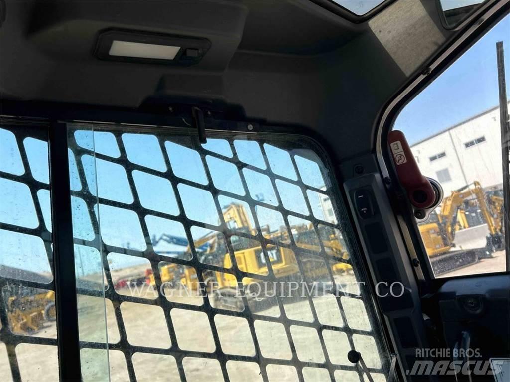 CAT 255 Roomiklaadurid