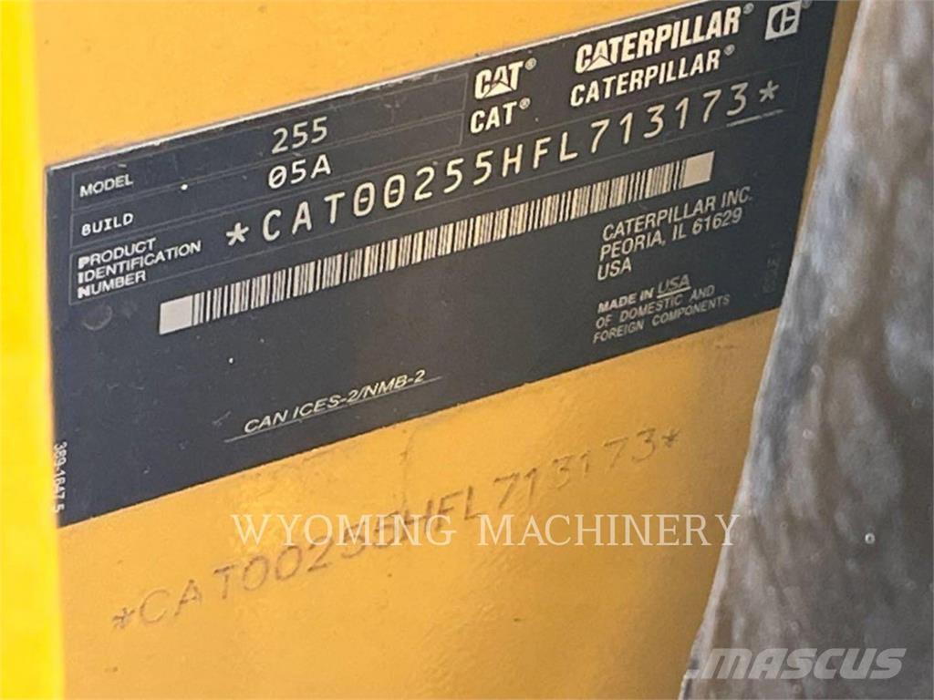 CAT 255 Kompaktlaadurid