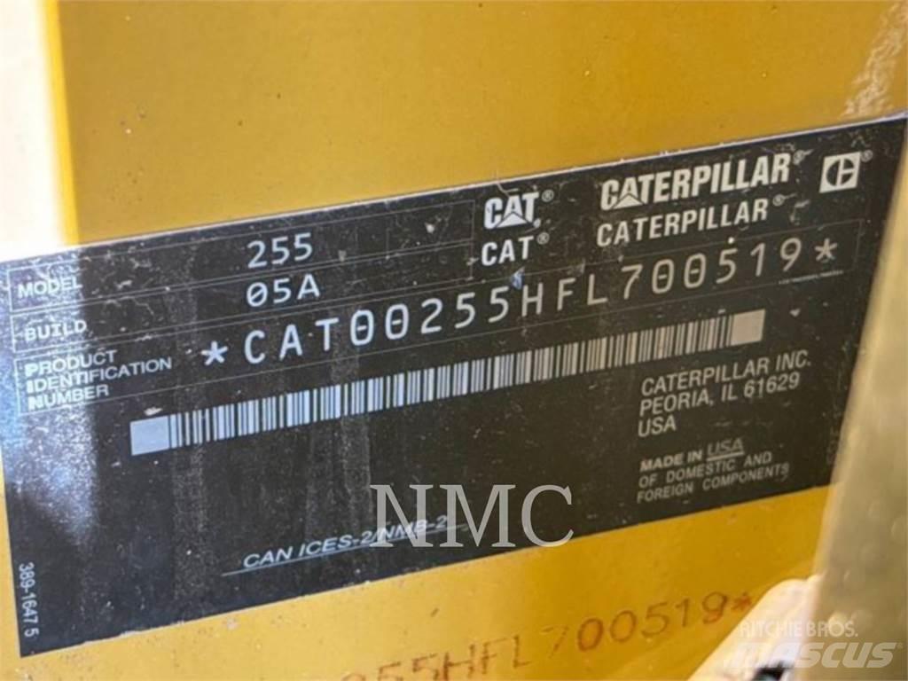 CAT 255-05 Roomiklaadurid