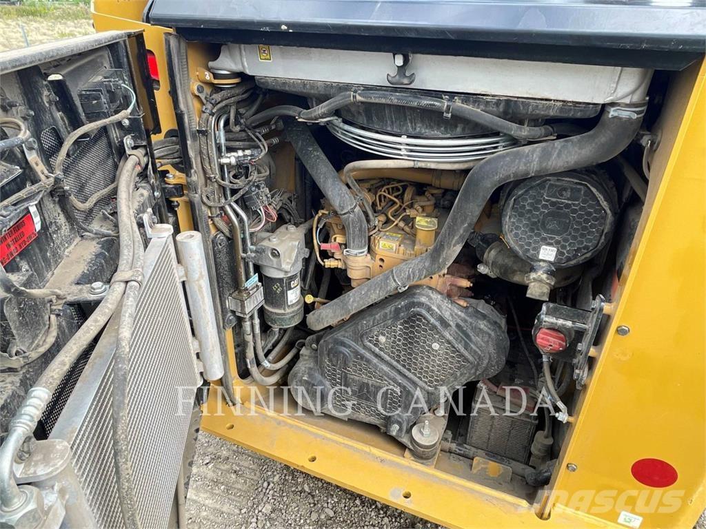 CAT 255-05 Roomiklaadurid