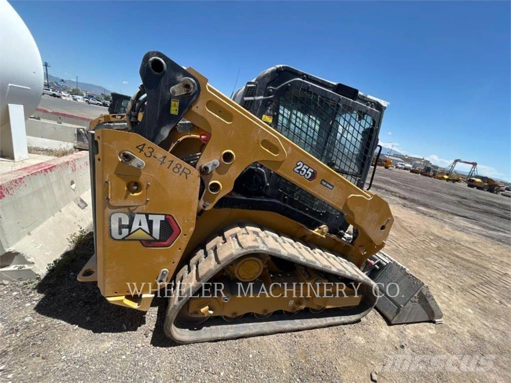 CAT 255 C3H2 Roomiklaadurid
