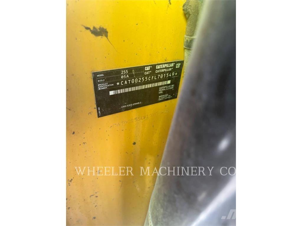 CAT 255 C3HF Roomiklaadurid