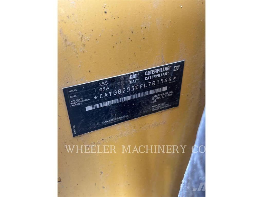 CAT 255 C3HF Roomiklaadurid