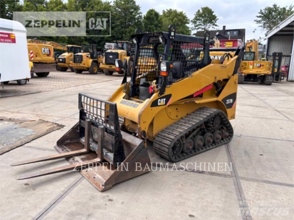 CAT 257B Kompaktlaadurid