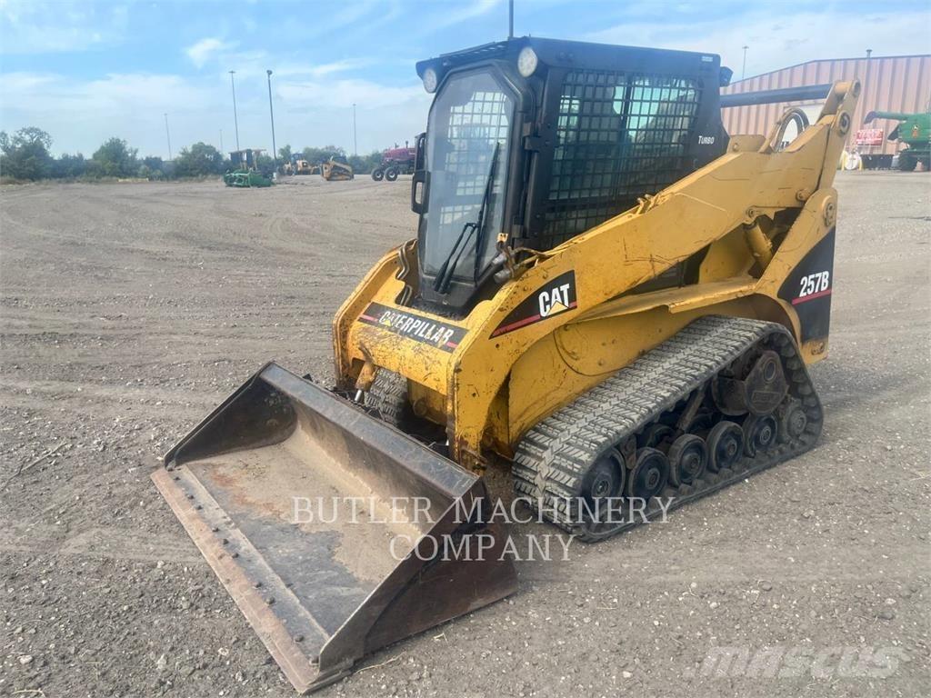 CAT 257B Roomiklaadurid