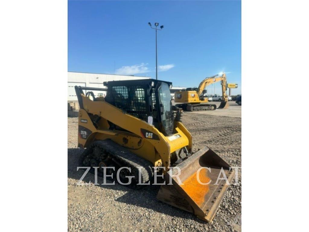 CAT 257B3 Roomiklaadurid