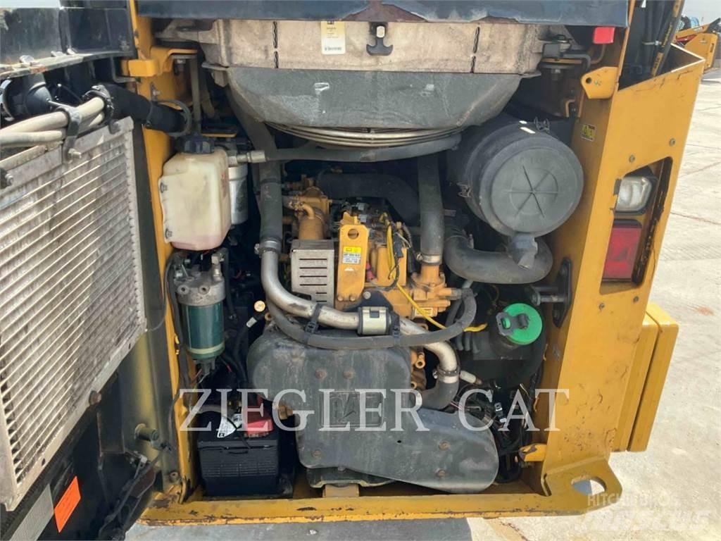 CAT 257D Roomiklaadurid