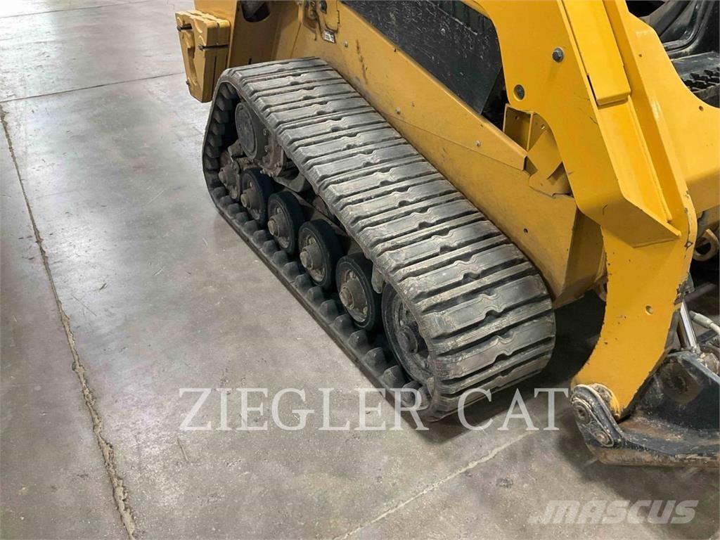 CAT 257D3 Roomiklaadurid