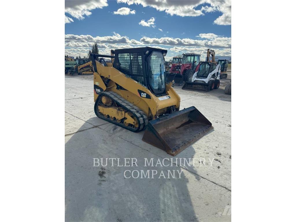 CAT 259B3 Roomiklaadurid