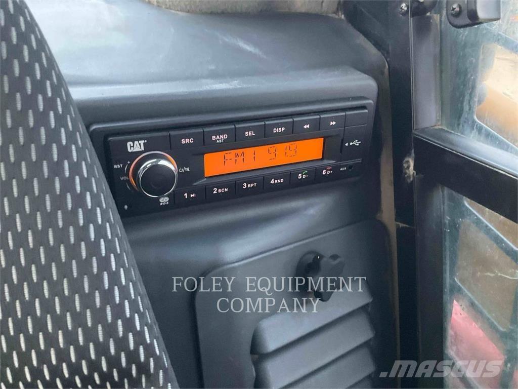 CAT 259D3 Kompaktlaadurid