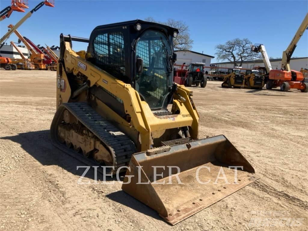 CAT 259D3 Roomiklaadurid