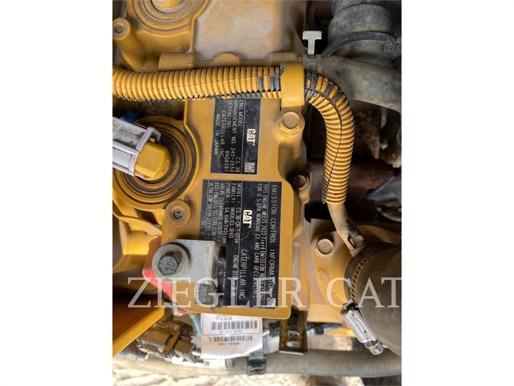 CAT 259D3 Roomiklaadurid