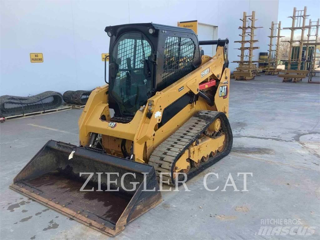 CAT 259D3 Roomiklaadurid