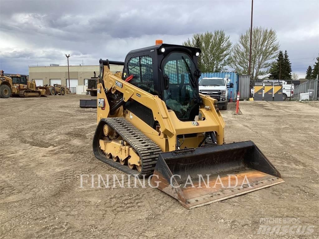CAT 259D3 Roomiklaadurid