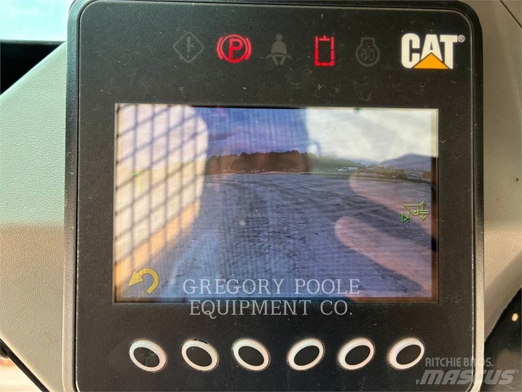 CAT 259D3 Roomiklaadurid