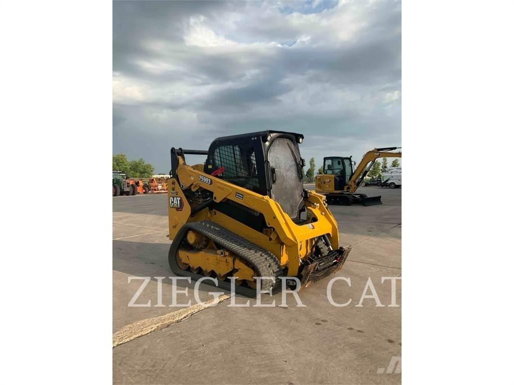 CAT 259D3 Roomiklaadurid